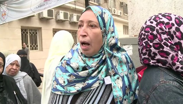 Divided Egypt votes on new constitution