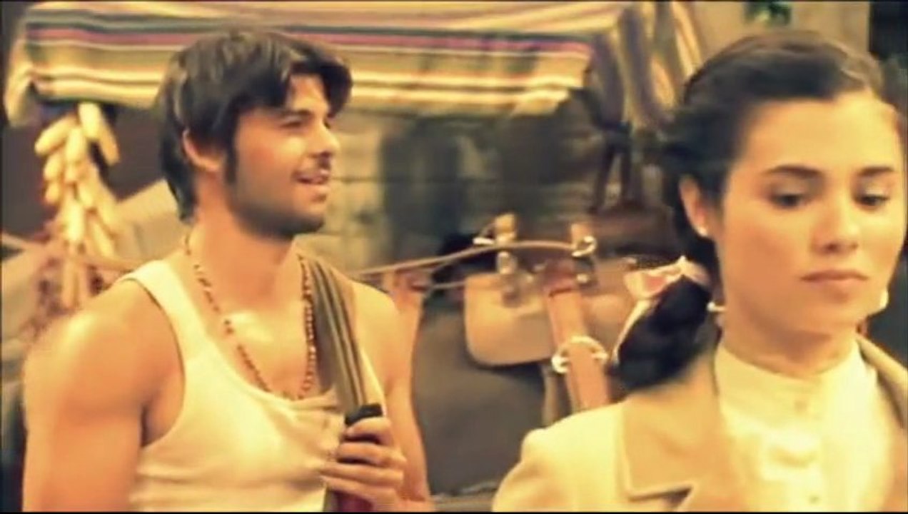 Martín y María // QUISIERA PODER OLVIDARME DE TI //