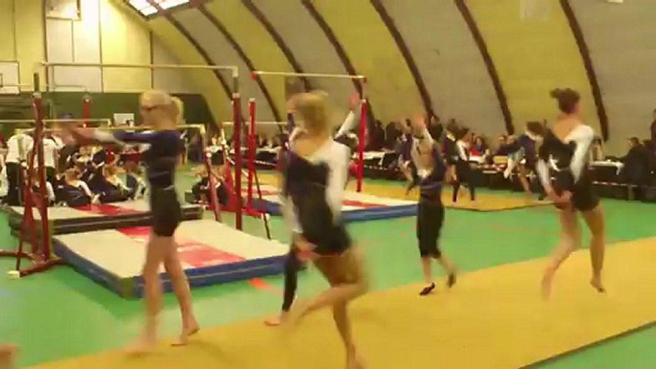 Océane vasseur   GALA jeune france raimbeaucourt 15 decembre 2012