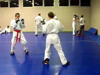 56-Entrainement karaté contact