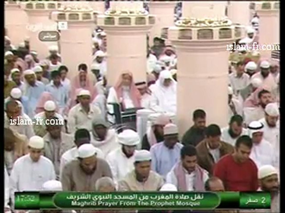 salat-al-maghreb-20121215-madinah
