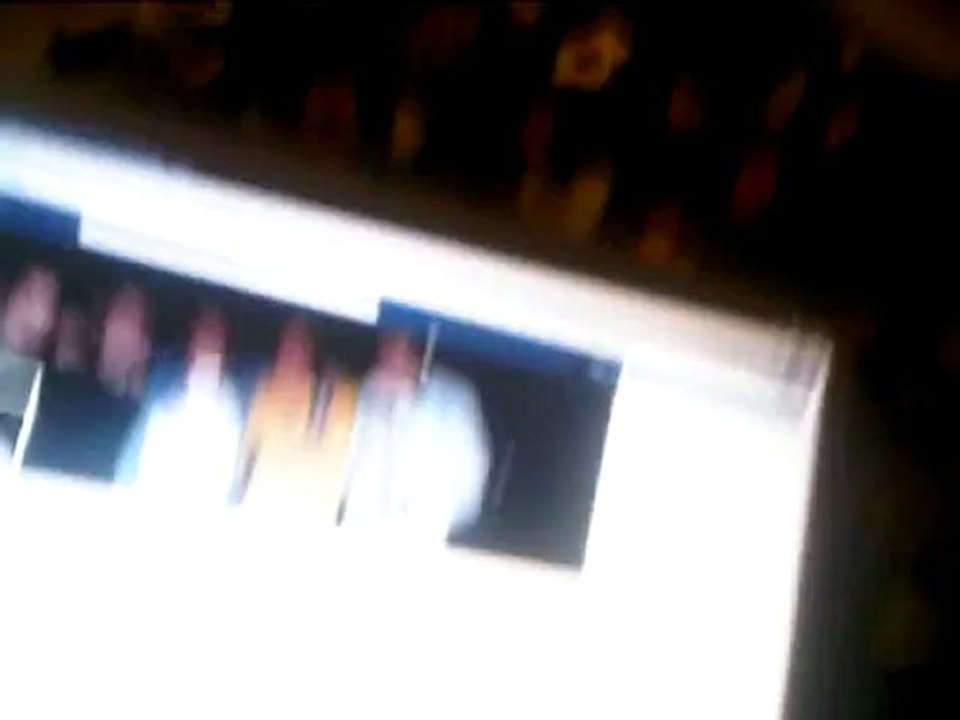 VID-20121216-00233