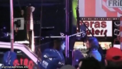 Kutcher pide oficialmente el divorcio a Moore