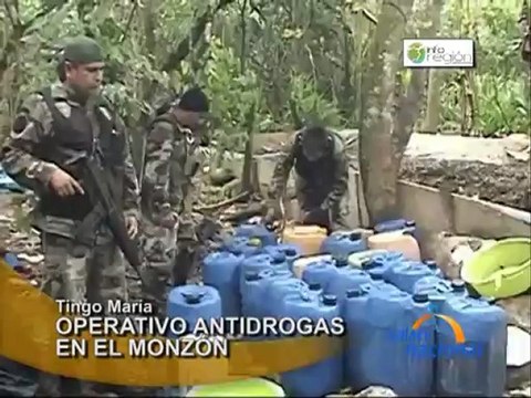 Tingo Maria Policias destruyen laboratorio de drogas en El Monzon