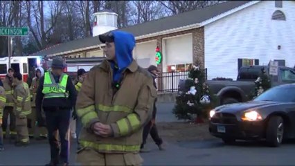 Retour à Newtown trois jours après la tuerie