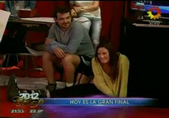 Pedro y Paula en "Cantando 2012" 2 (apoyando a Silvina) - 16 de Diciembre