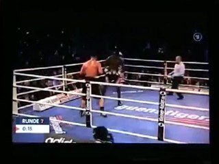 2011-02-12 Steve Cunningham vs Enad Licina