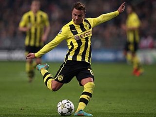 Le but de folie du phénomène Mario Götze !