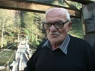 Rizeli Asma Köprüye Kilit Vurdu - VİDEO - www.olay53.com