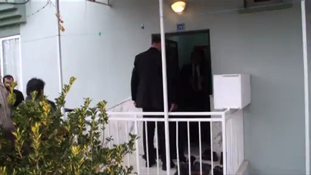 CİHANBEYLİ''DE CHP GENEL BAŞKANI KEMAL KILIÇTAROĞLU VE GÜRSEL TEKİN ADNAN KARTIN AİLESİNE BAŞSAĞLI DİLEDİ.