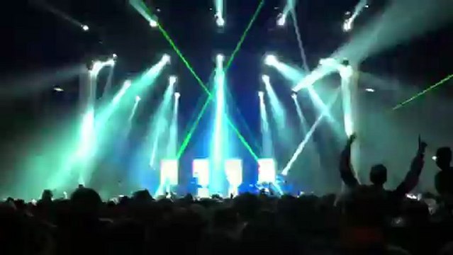 N.Y excuse by Xavier & E.R.O.L soulwaxmas 2012 Grand halle Villette