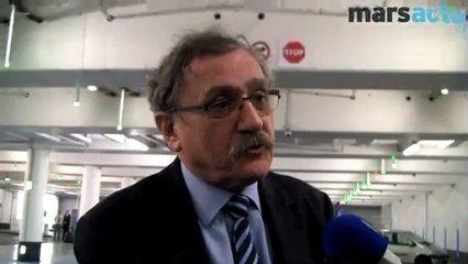 Parking : "2 euros de l'heure, c'est à peu près le tarif"