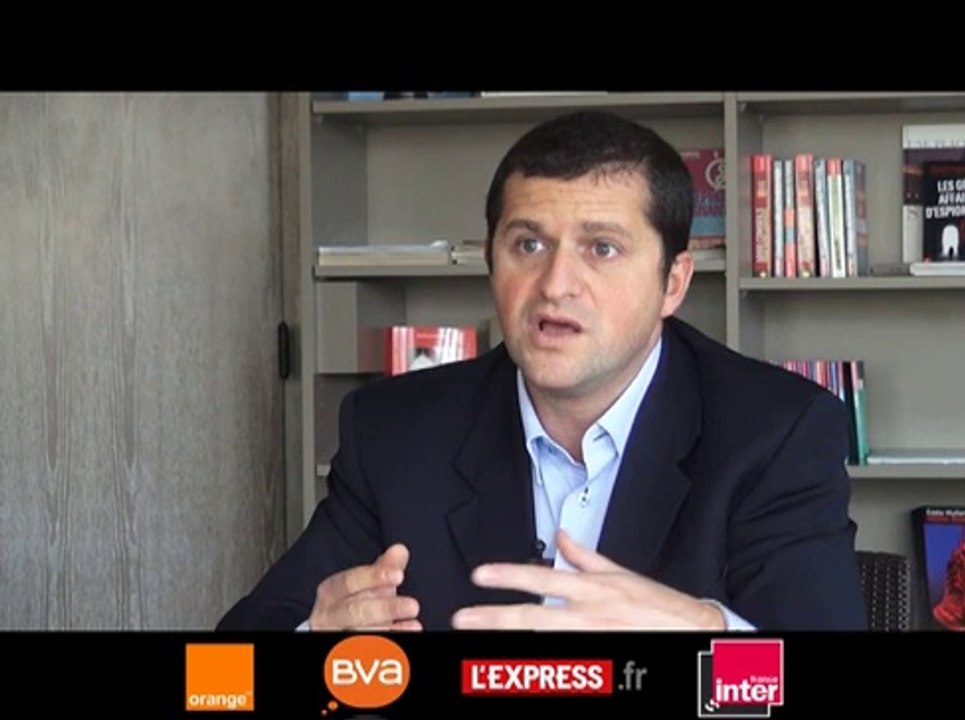 Hollande et Ayrault en baisse, Copé en chute libre