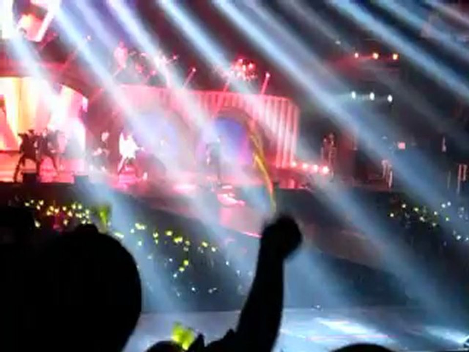 121215 BIGBANG Alive Tour Concert 2012 à Londres