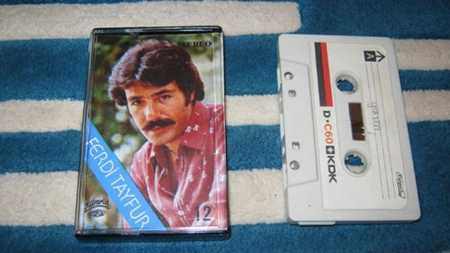 Ferdi Tayfur & Anlamı Olmaz...