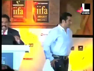 Salman Carries Womens Clothes