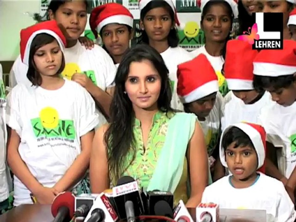 Sania At A Christmas Event