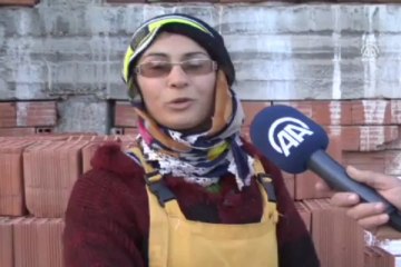 Erkeklere taş çıkartıyor