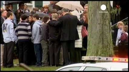 USA: sparatoria a Newtown, riaprono le scuole