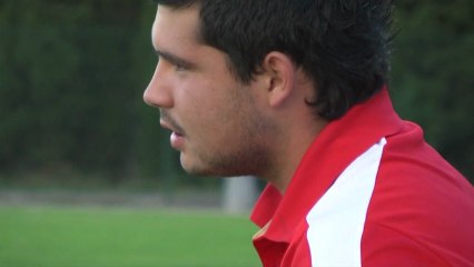 Grâce à leurs jolies moustaches, les joueurs de l'ASC ont récolté 570 euros pour la recherche.