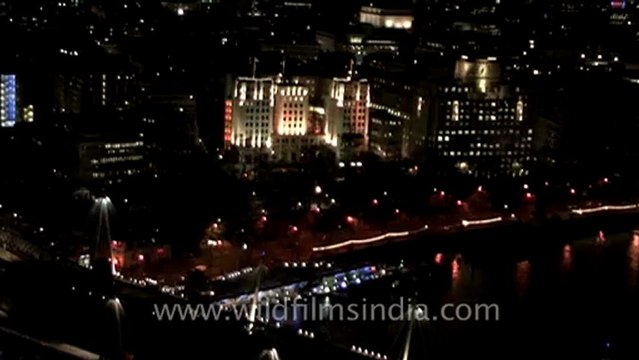 1131.Aerial View of London from London Eye.mov