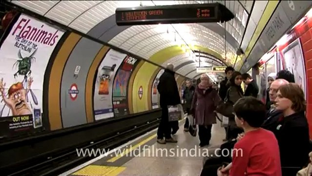 1179.Tube, London underground.mov