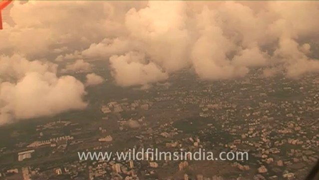 1201.Clouds over Mumbai city.mov