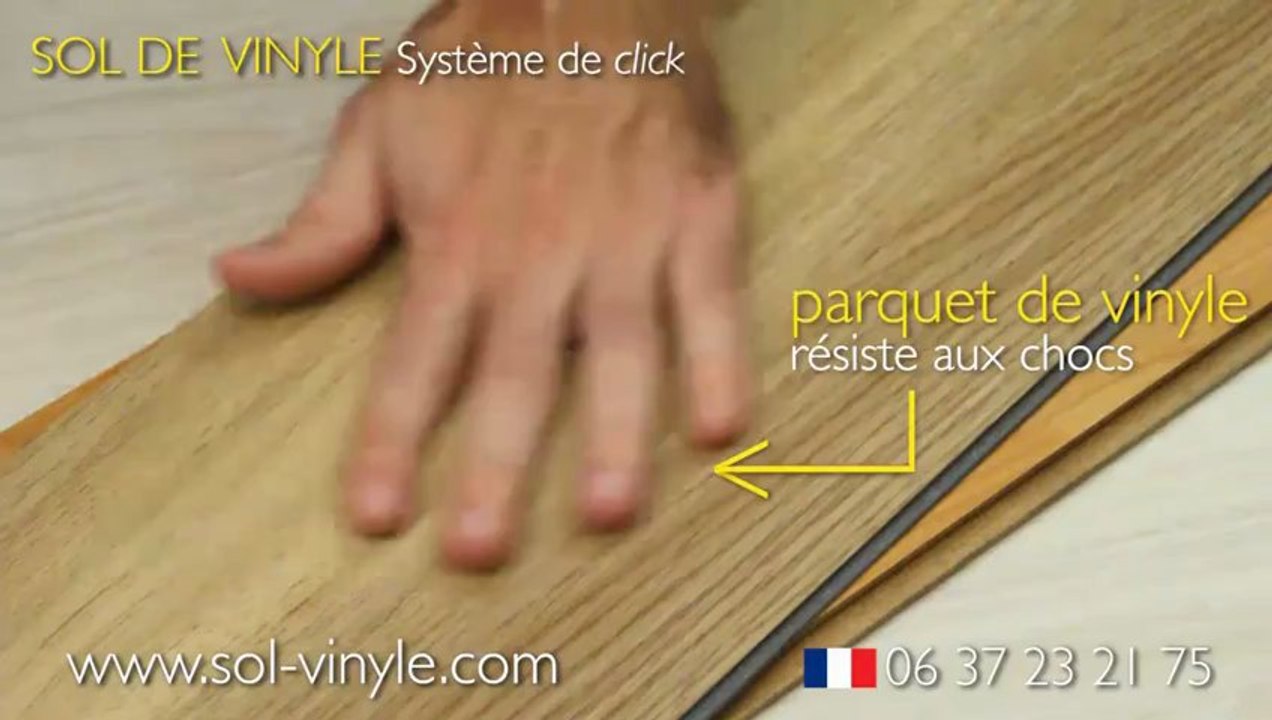 Estrade flotante bon marché. Prix de parquet flotant