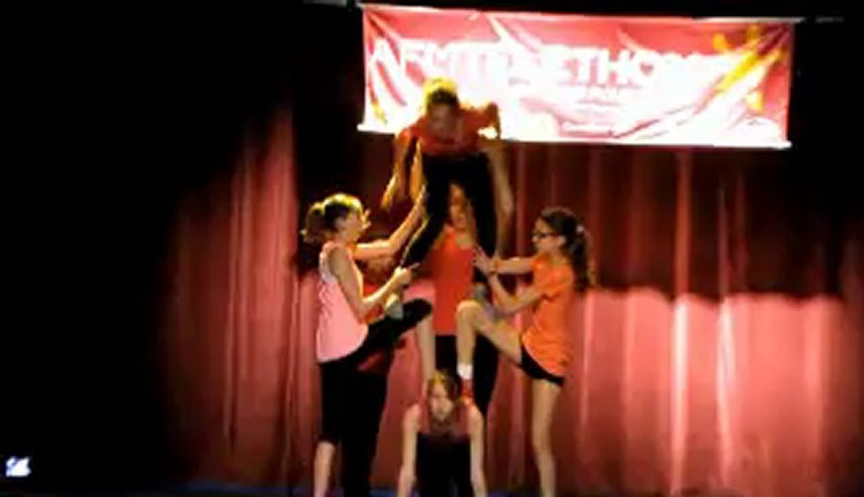 gym 8 vidéo téléthon 2012.wmv