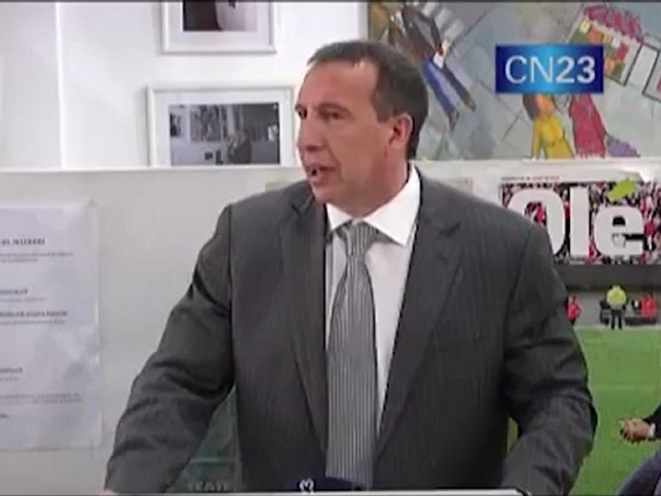 Szpolski anunció que pondrá en blanco a sus trabajadores