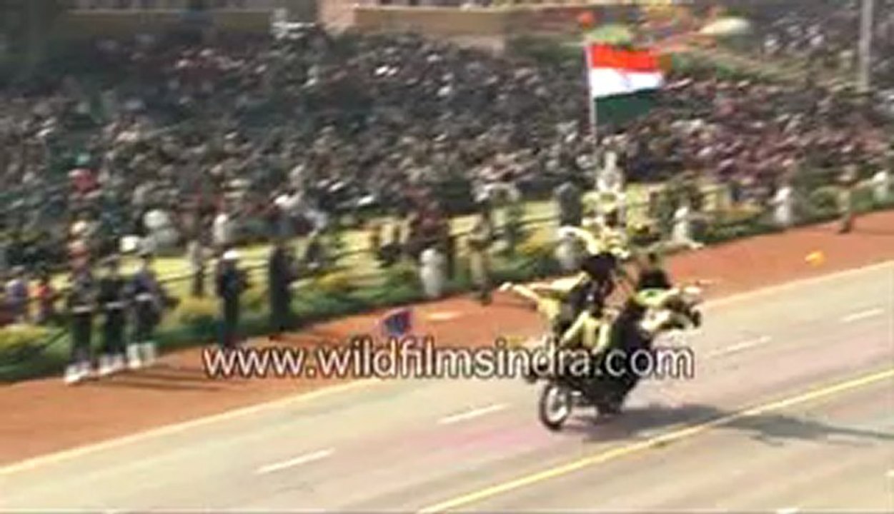 151. Acrobatic stunts on Republic day.mp4