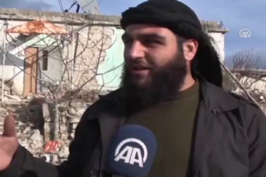 AA bombalar altındaki Türkmen bölgesinde