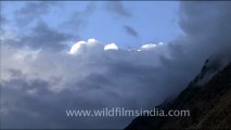 1726.Clouds swirling up the Gaumukh valley, Gangotri.mov