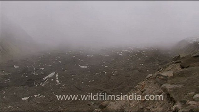 1732.Gangotri glacial moraine from above....mov