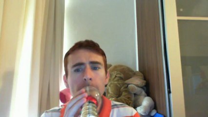 Wiwi égratigne "nous ne parlons pas" d'Elodie Frégé