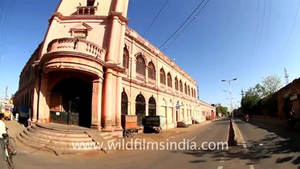 2043.Old building in Gujarat.mov