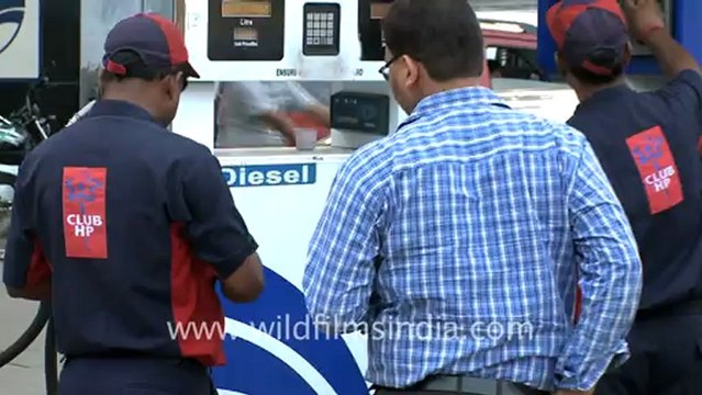2053.HPCL Petrol Pump dispensing Petrol & Diesel.mov