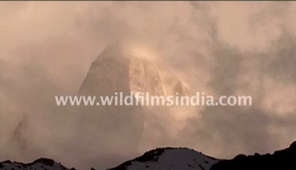 209. Time Lapse over Shivling.mp4