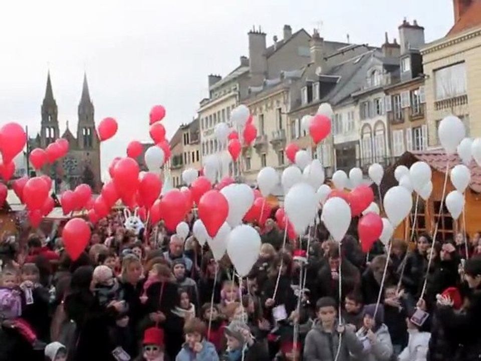 Lacher de ballon place d'Allier
