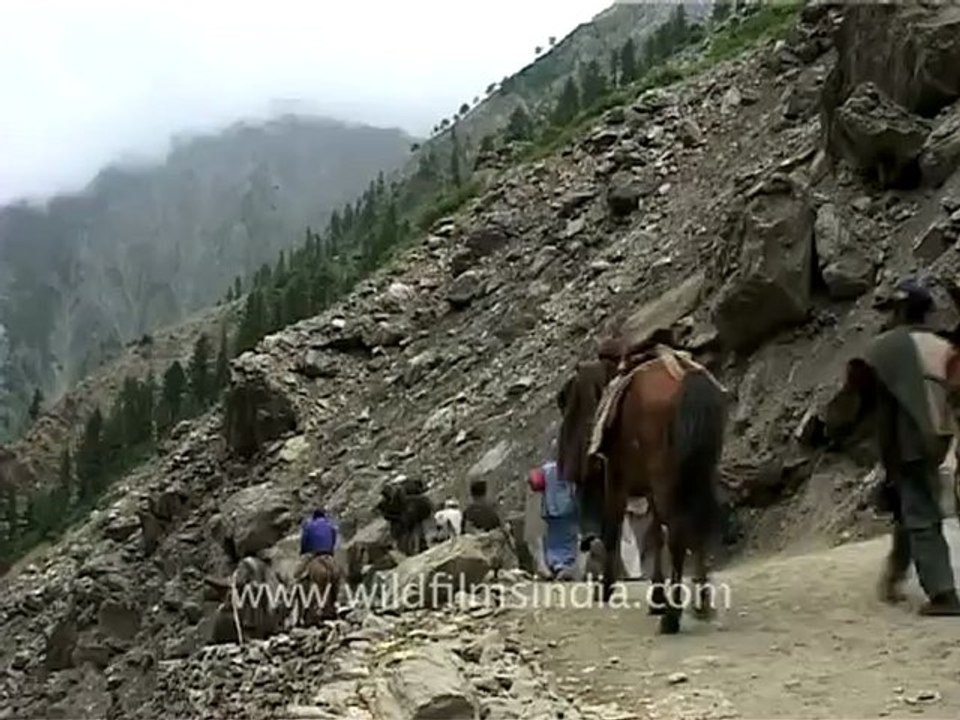 2230.Fast flowing stream in Amarnath.mov