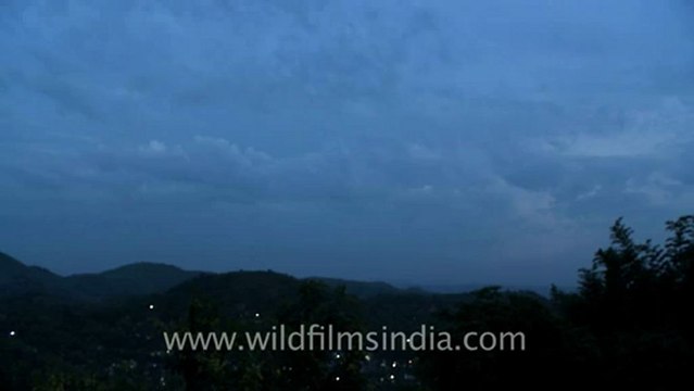 2251.Monsoon clouds time lapse at Kamakhya.mov