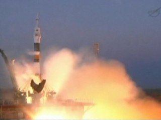 Soyuz spacecraft blasts off for ISS