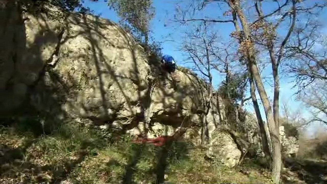 bouldering loubatas provence
