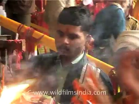 2344.Amarnath cave shrine.mov