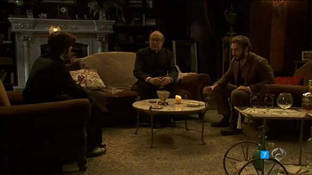 TRISTAN MARTIN ME VAS A DECIR ¿QUE MAL TE A ECHO MI MADRE? ESDPV 19-12-2012