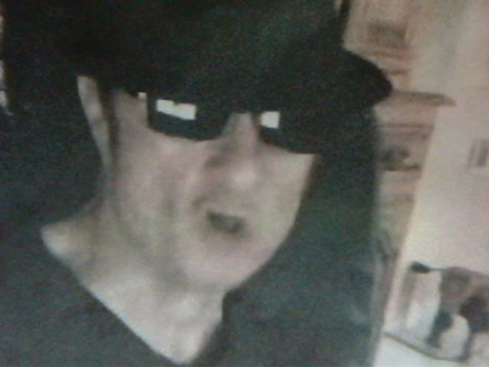 quelques derniéres chansons .... je vous souhaite une agréable soirée et une trés belle nuit  de sommeil ..votre ami ..vincent. cardinale..