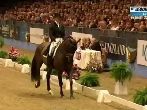 Edward Gal (NED) & Glock's Undercover - Dressage RLM London 2012/12/18 74.050 %