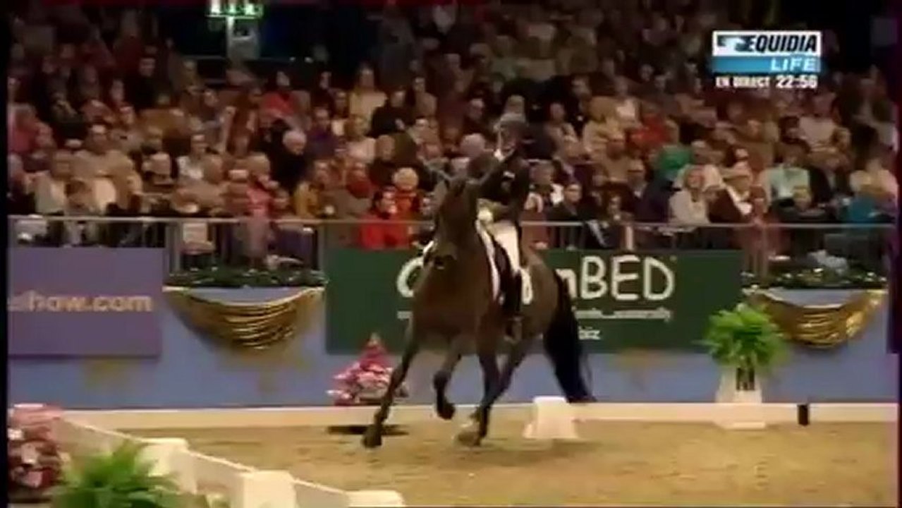 Isabell Werth (GER) & Don Johnson FRH -  Dressage RLM London  2012/12/18 80.075