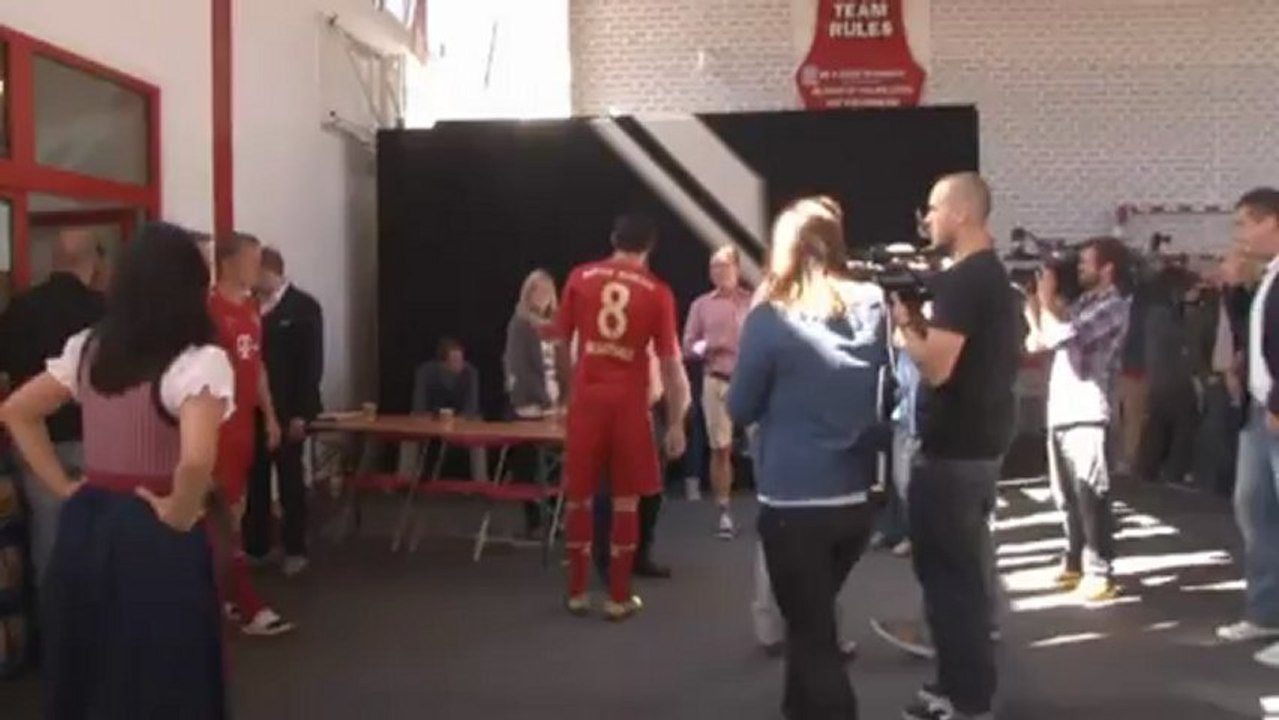 Müller verlängert vorzeitig bei Bayern bis 2017