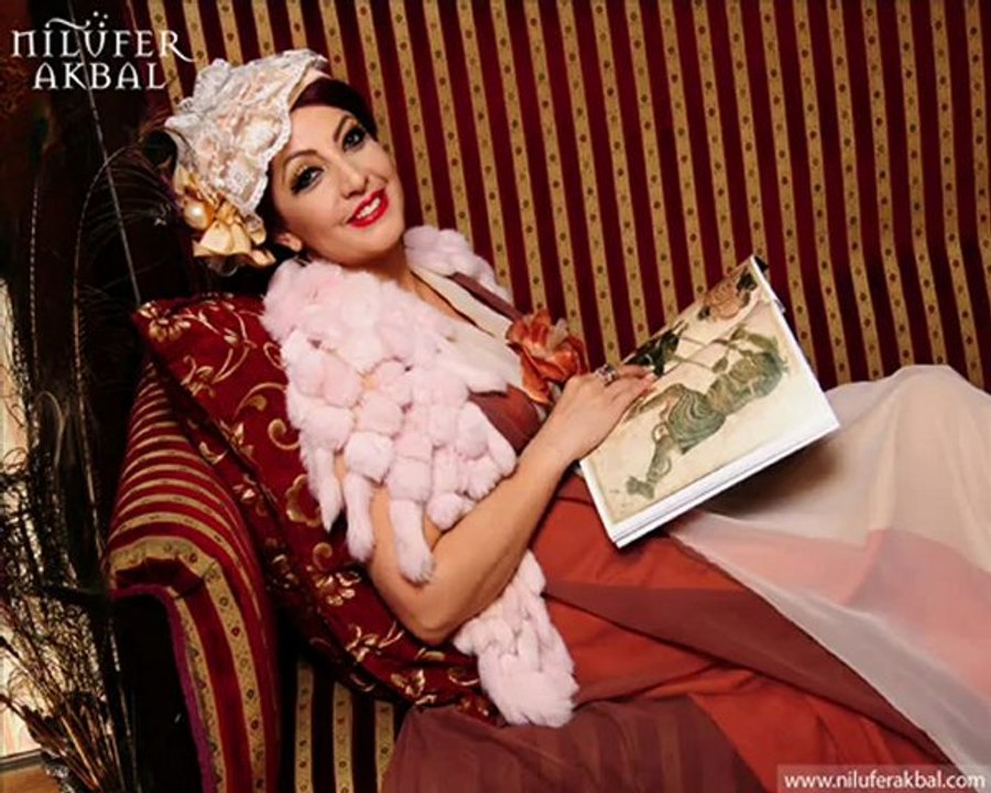 Nilüfer Akbal -  Muş ovası  -  2013 yeni - muş görüntüleri eşliğinde -kolaj Serbülent Öztürk